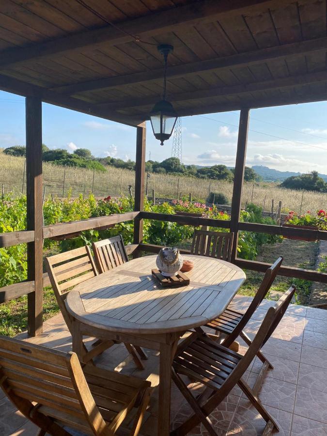 Casa Vittoria Apartment ปาเลา ภายนอก รูปภาพ