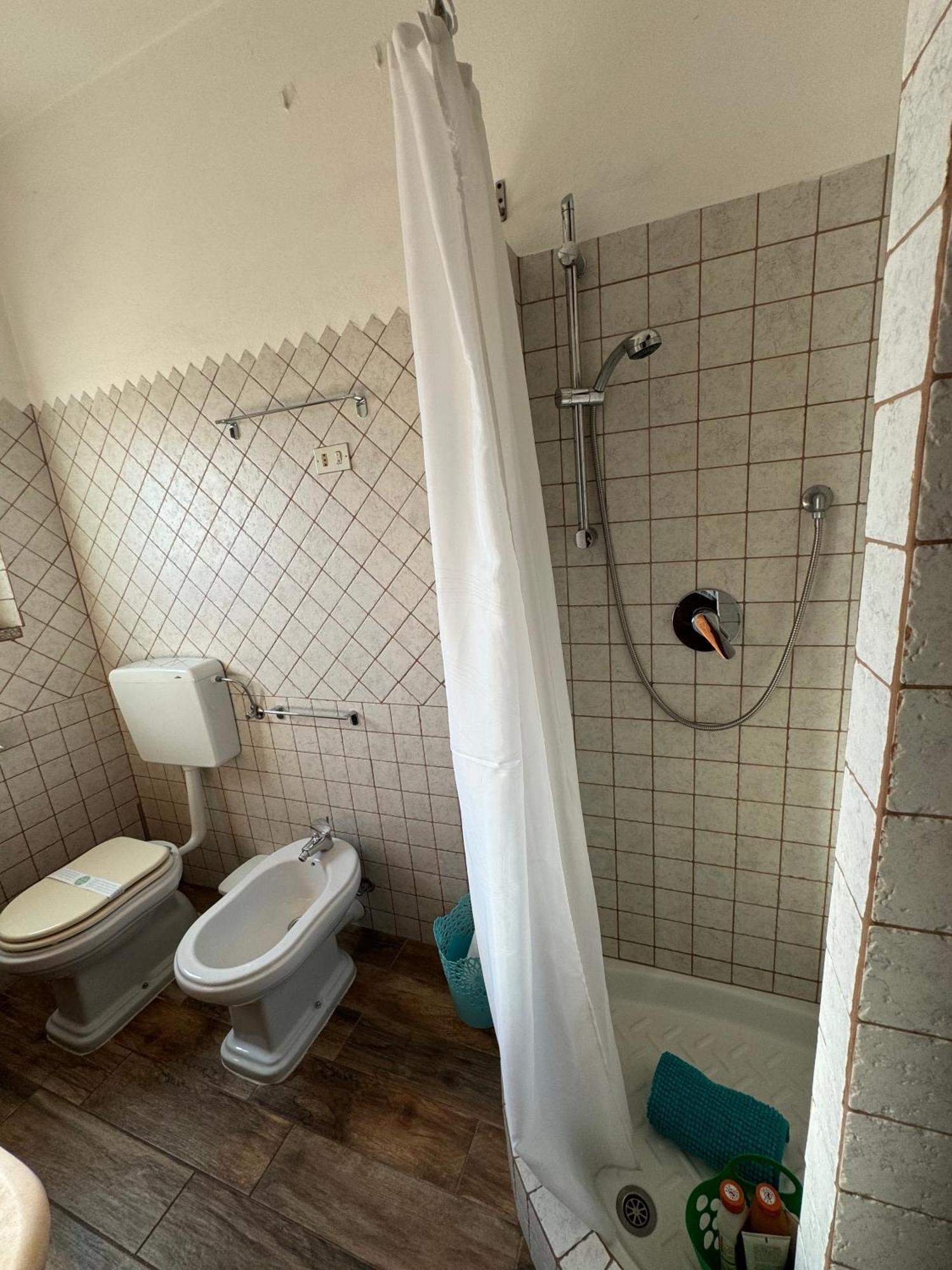 Casa Vittoria Apartment ปาเลา ภายนอก รูปภาพ