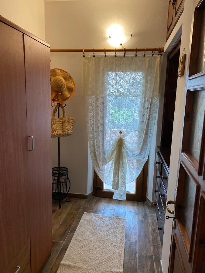 Casa Vittoria Apartment ปาเลา ภายนอก รูปภาพ
